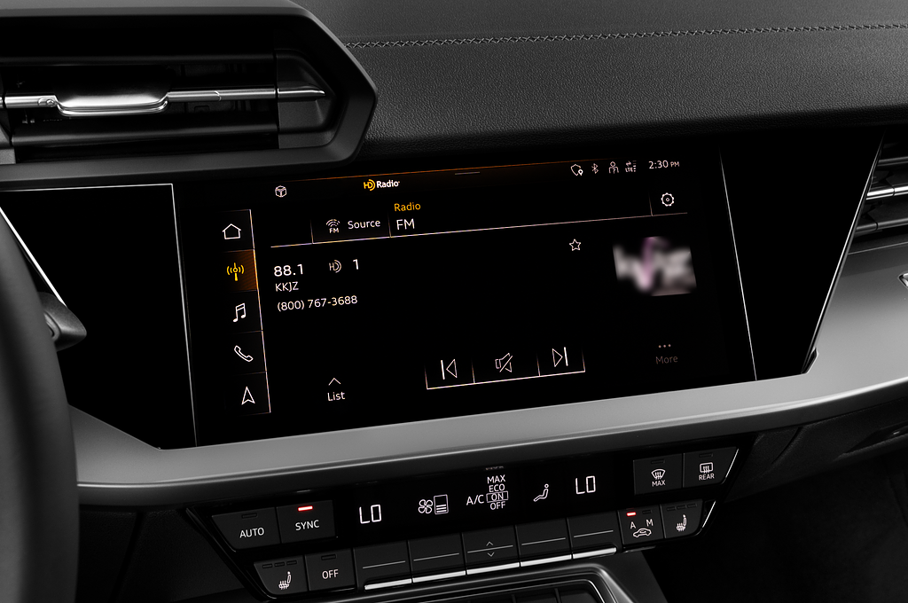 Audi A3 (Baujahr 2022) Advanced 4 Türen Radio und Infotainmentsystem