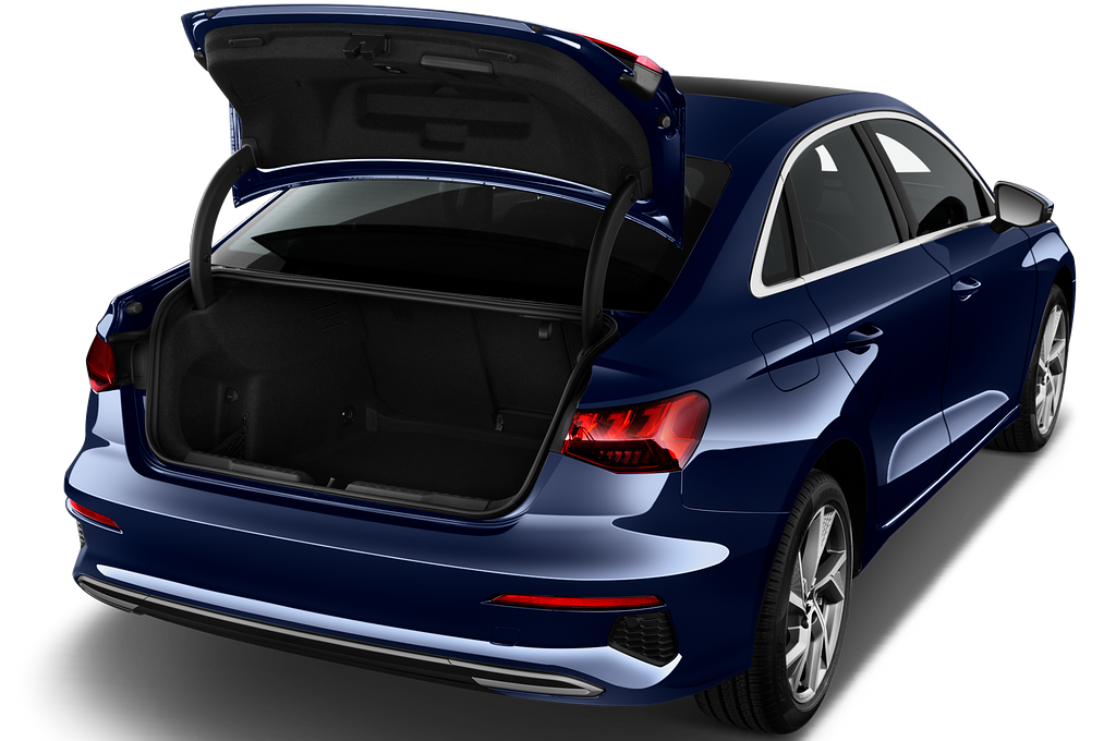 Audi A3 (Baujahr 2022) Advanced 4 Türen Kofferraum