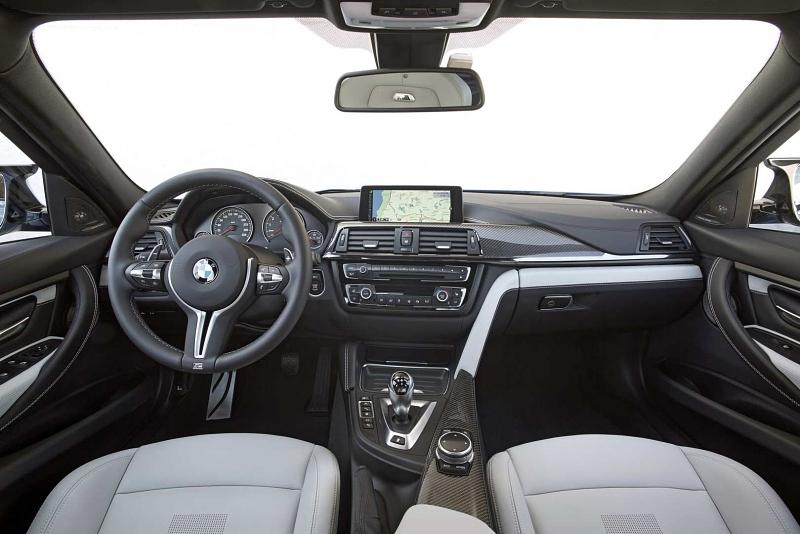 Das Cockpit des BMW M3.