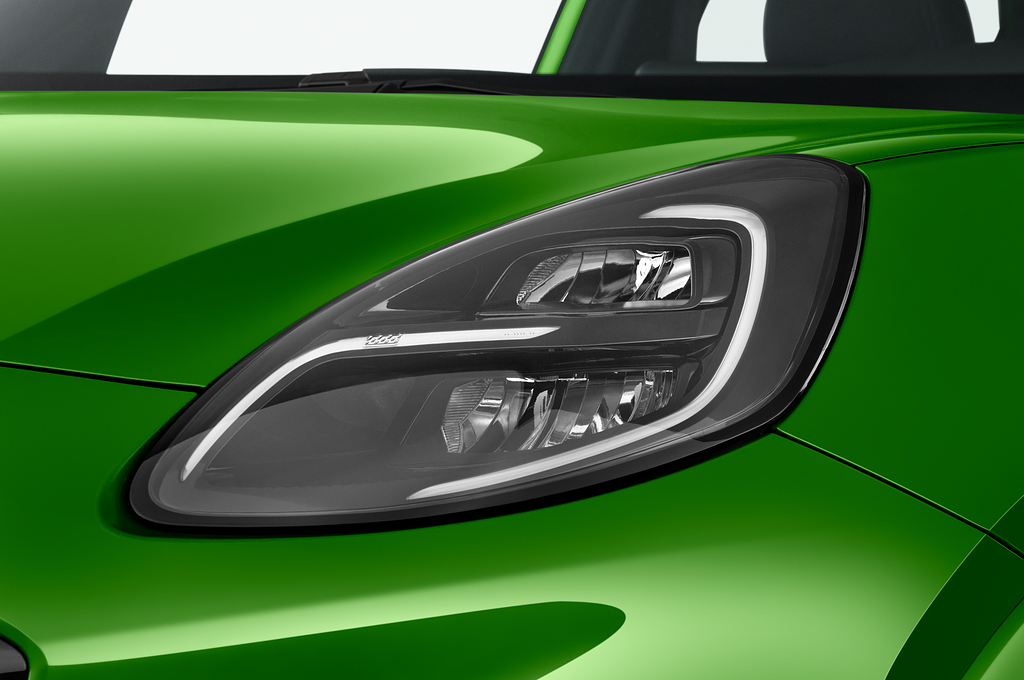 Ford Puma (Baujahr 2021) ST 5 Türen Scheinwerfer