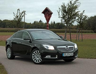 Der Opel Insignia V6 4x4 ist ein schickes Auto mit viel Spaß-Potenzial