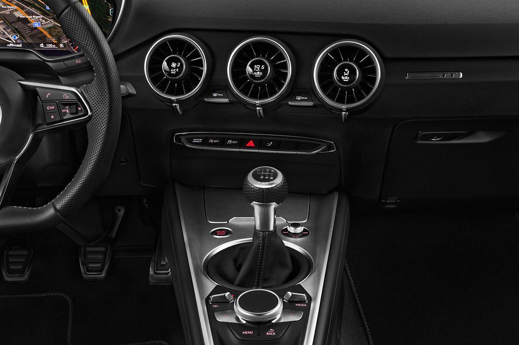 Audi TT (Baujahr 2016) - 3 Türen Mittelkonsole