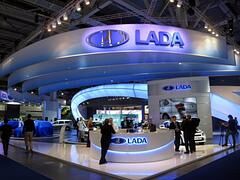 Moskau Motor Show - Augen zu und durch!