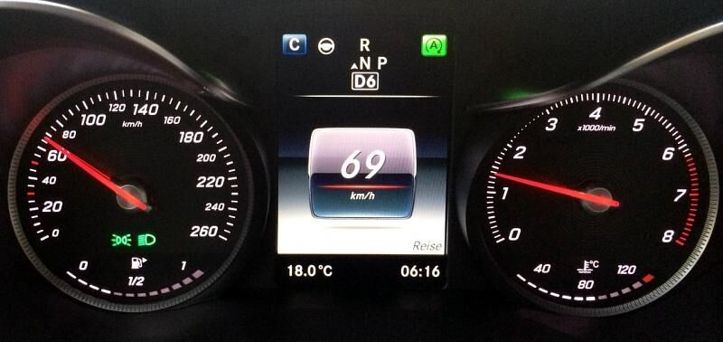 Mercedes C 200 - neutrale Instrumente
