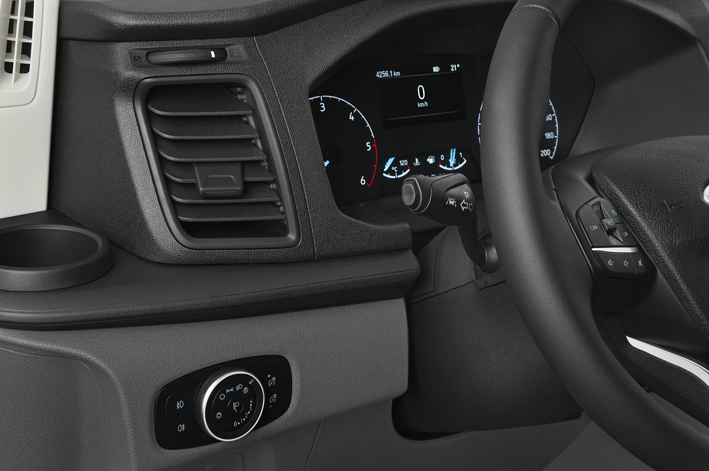 Ford Transit Custom (Baujahr 2021) Trend 5 Türen Lüftung