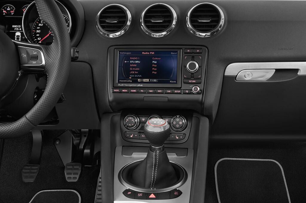 Audi TT RS (Baujahr 2012) - 3 Türen Mittelkonsole