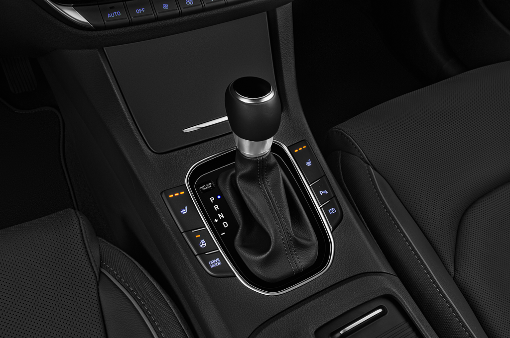 Hyundai i30 Fastback (Baujahr 2020) Prime 5 Türen Schalthebel