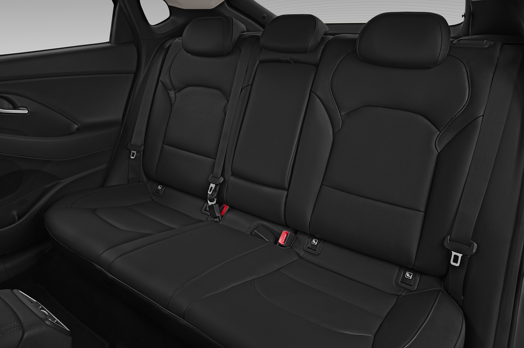 Hyundai i30 Fastback (Baujahr 2020) Prime 5 Türen Rücksitze