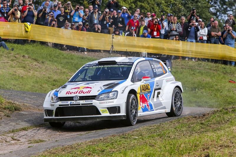 Jari-Matti Latvala hatte eine Minute Vorsprung und verunfallte.