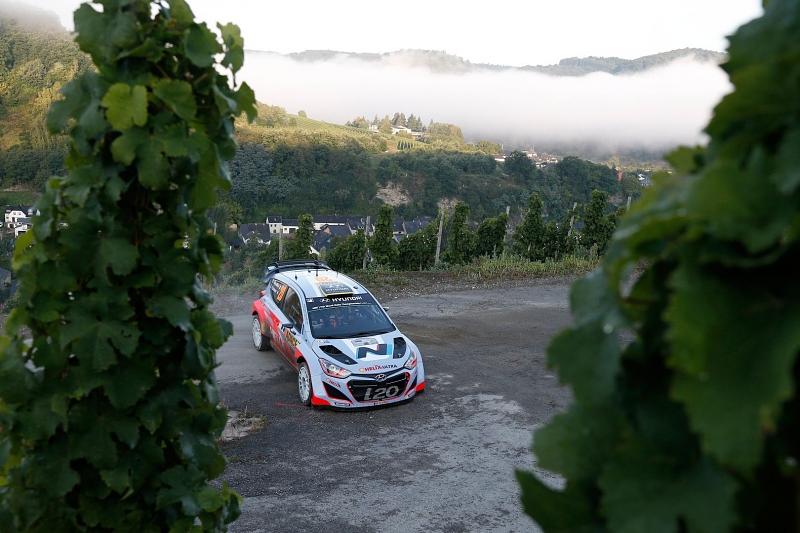 Hyundai feierte ebenfalls den ersten WRC-Sieg.