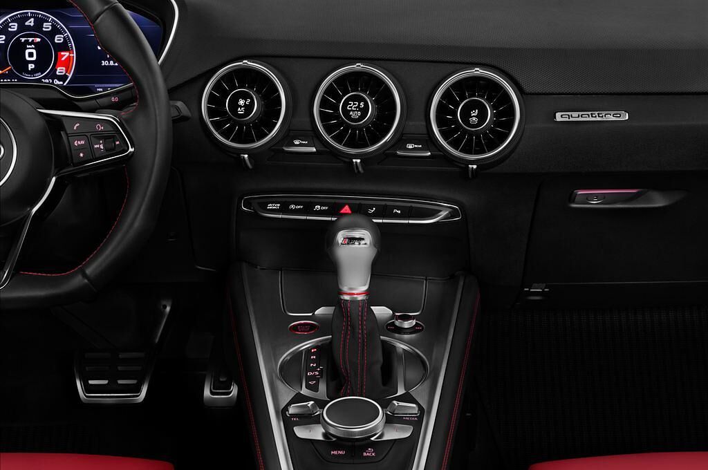 Audi TTS (Baujahr 2017) - 2 Türen Mittelkonsole