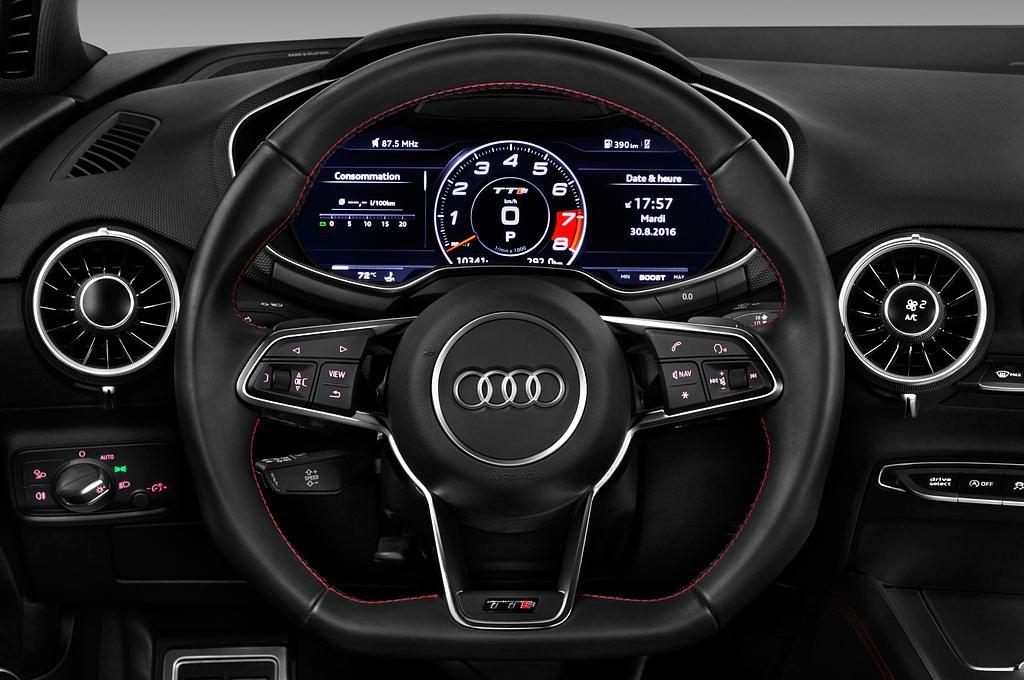 Audi TTS (Baujahr 2017) - 2 Türen Lenkrad