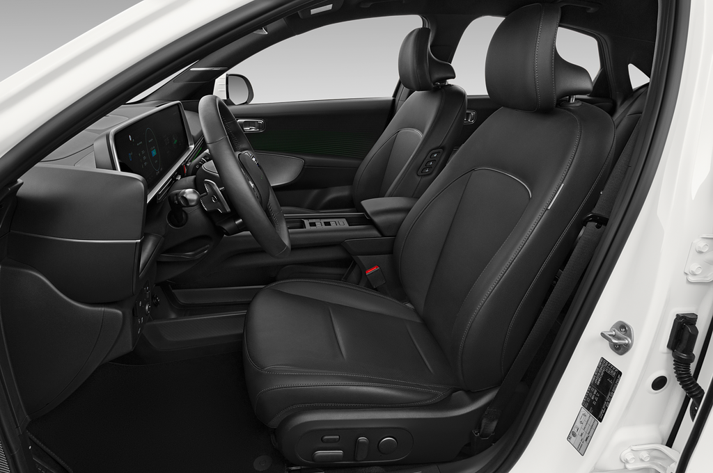 Hyundai Ioniq 6 (Baujahr 2023) Base 4 Türen Vordersitze