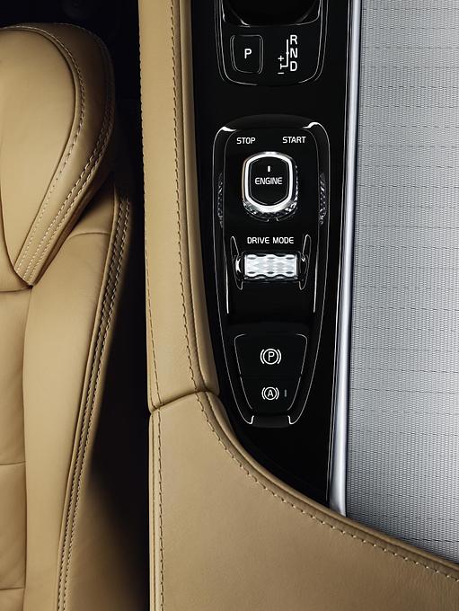 Volvo XC90 2015
