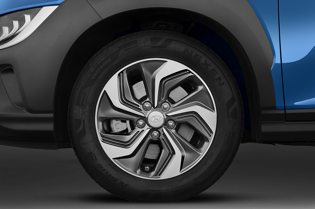 Hyundai Kona Hybrid (Baujahr 2021) Trend 5 Türen Reifen und Felge
