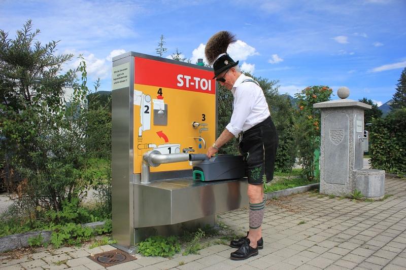 Verschluss ab, Klappe hoch...