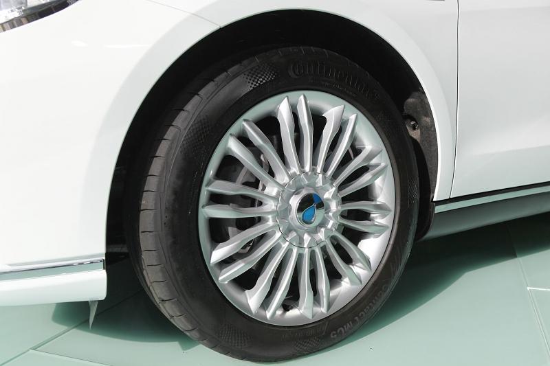 Auch die Radnabenkappen ziert das BYD-Logo