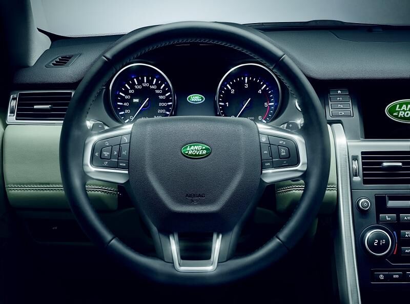 Land Rover Discovery Sport 2015
