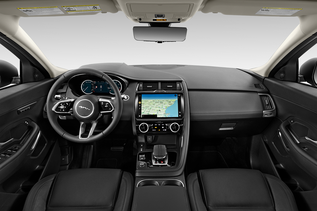 Jaguar E-Pace (Baujahr 2022) SE 5 Türen Cockpit und Innenraum