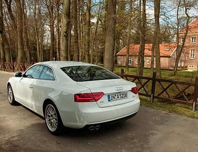 7,9 Liter Diesel im Testverbrauch sind für ein großes Coupé mit 6-Zylinder OK.