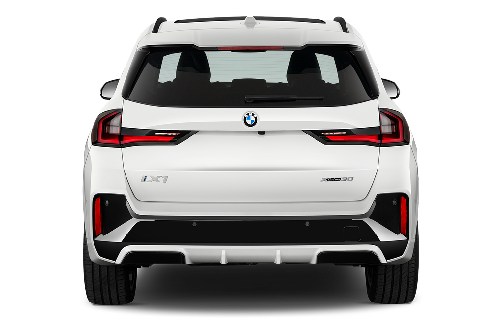 BMW iX1 (Baujahr 2023) M Sportpaket 5 Türen Heckansicht