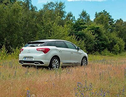 Citroën Hybrid4 mit der Ausstattungsvariante Chic.