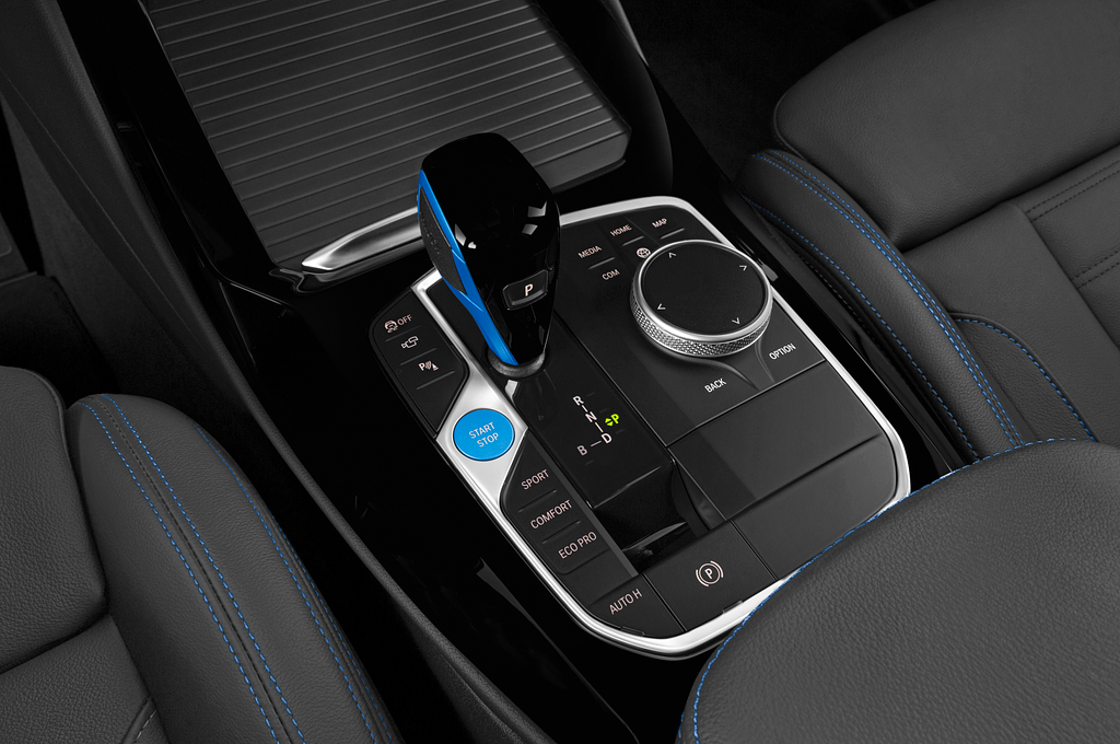 BMW ix3 (Baujahr 2022) Inspiring 5 Türen Schalthebel