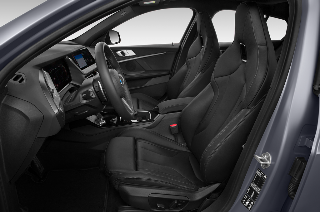 BMW M135I XDRIVE (Baujahr 2022) M135i 5 Türen Vordersitze