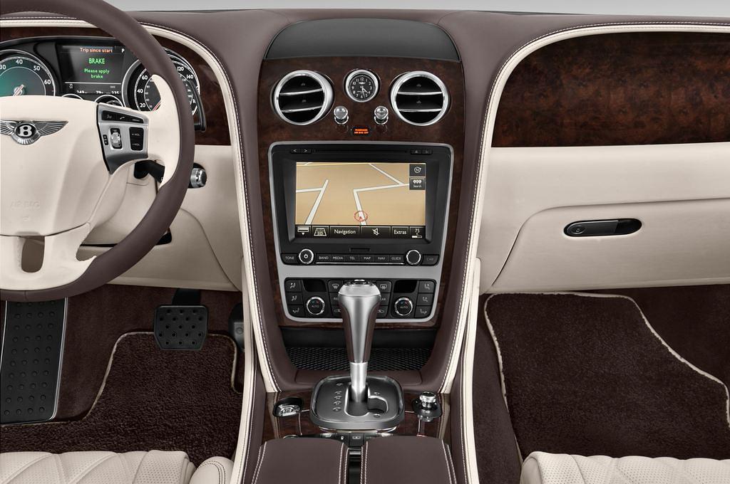 Bentley Continental Flying Spur (Baujahr 2015) - 4 Türen Mittelkonsole