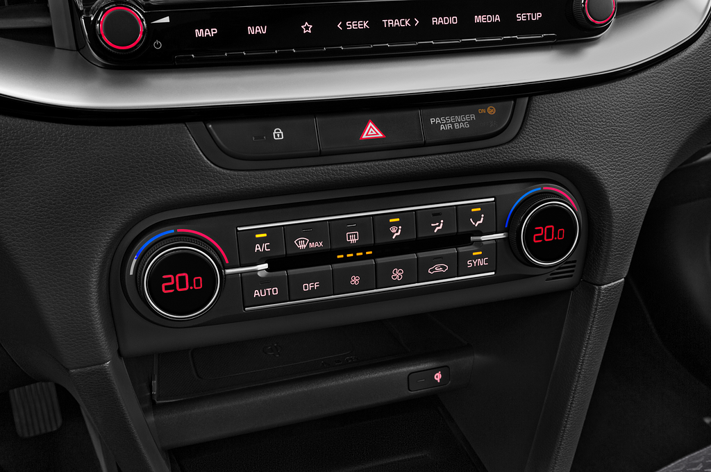Kia Ceed (Baujahr 2022) Vision 5 Türen Temperatur und Klimaanlage