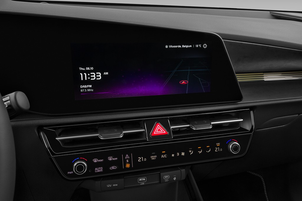 Kia Niro EV (Baujahr 2023) Inspiration 5 Türen Mittelkonsole