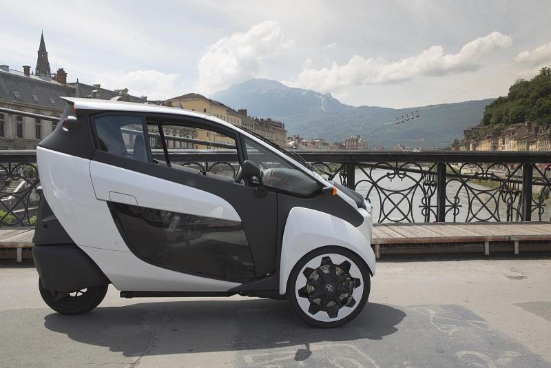 Toyota i-Road in Grenoble