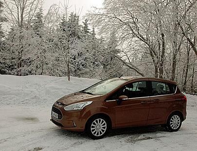 Das Highlight im Ford B- Max: die Schiebetür.