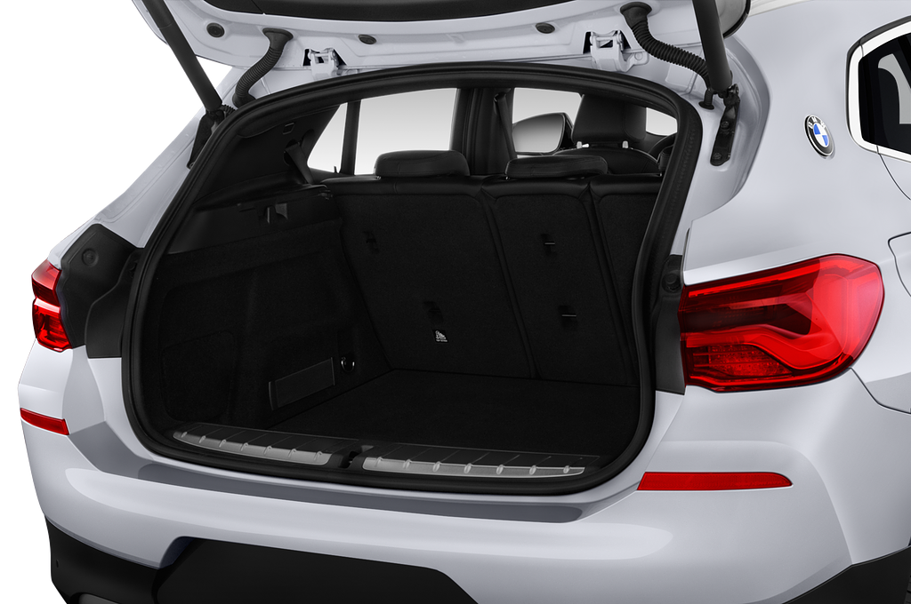 BMW X2 (Baujahr 2018) Advantage 5 Türen Kofferraum