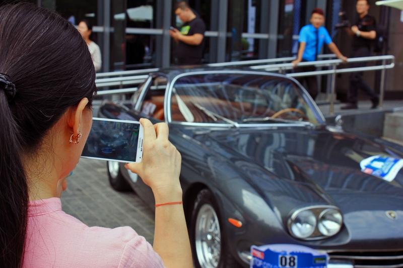 Die 29 Teilnehmerfahrzeuge wurden über eine Million Mal fotografiert.