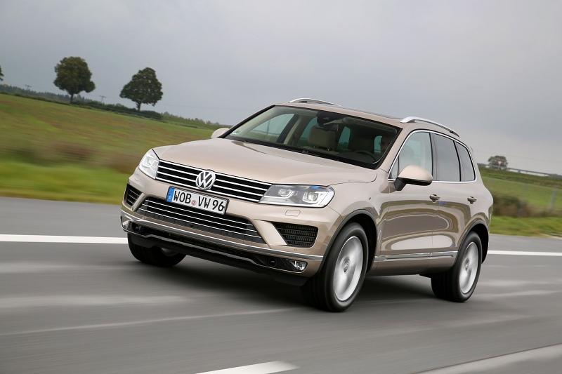 Der VW Touareg kann jetzt auch segeln, sobald man vom Gas geht