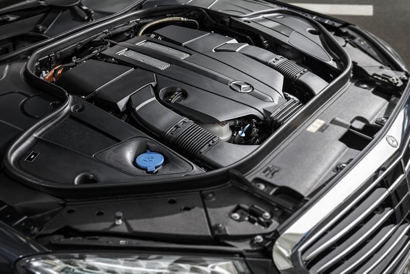 Mercedes S 500 Plug-In Hybrid: die Kraft der zwei Herzen leistet zusammen 442 PS und 650 Nm
