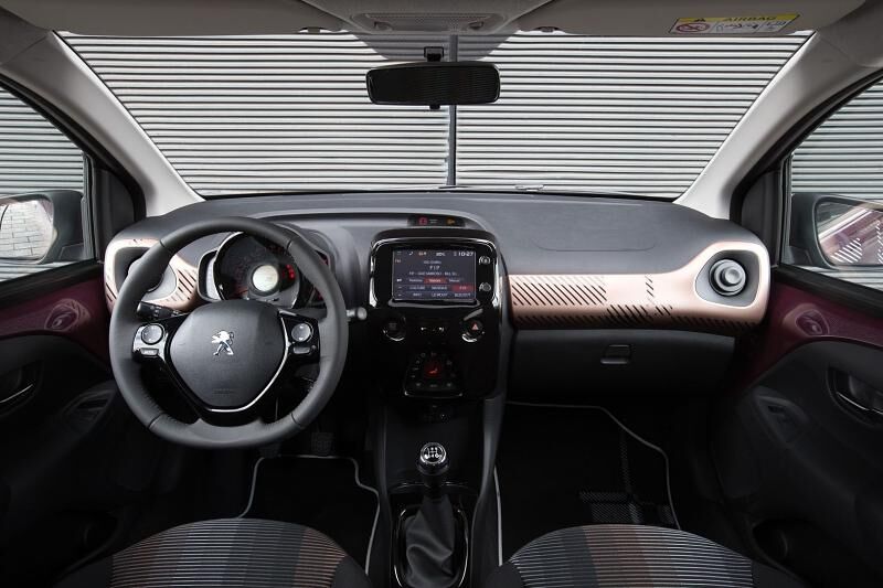 Das Cockpit des Peugeot 108.