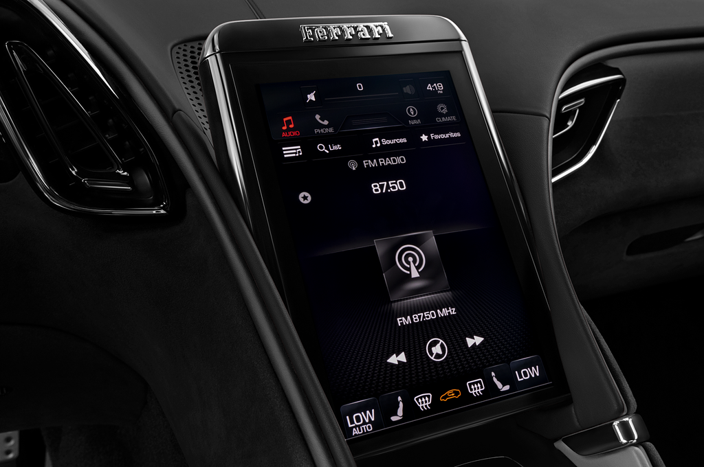 Ferrari Roma (Baujahr 2023) - 2 Türen Radio und Infotainmentsystem