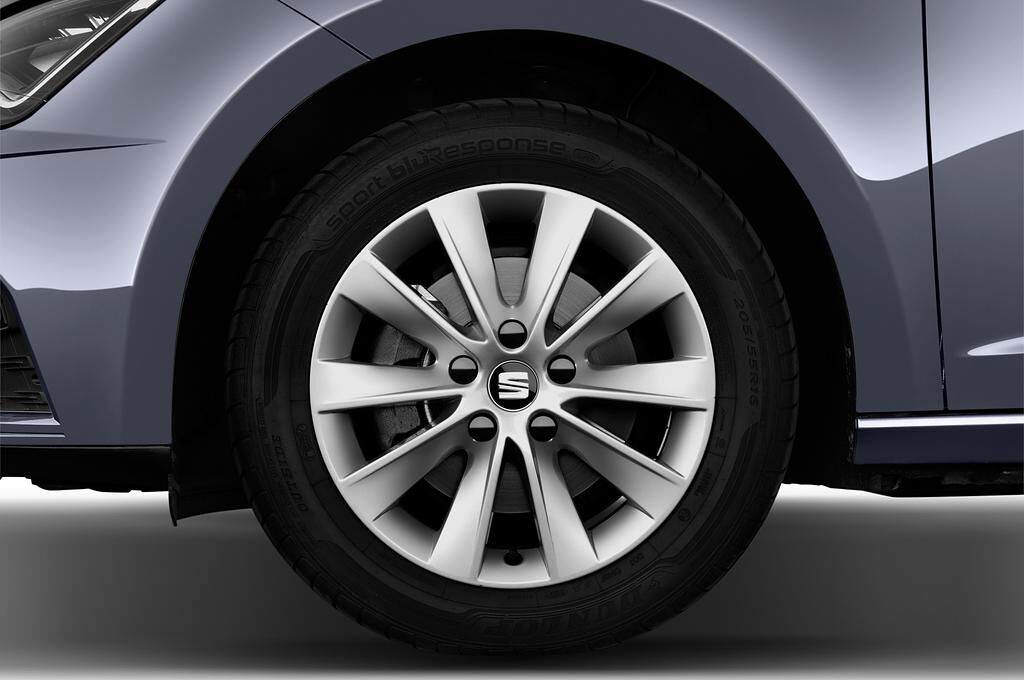 SEAT Leon ST (Baujahr 2018) Style 5 Türen Reifen und Felge