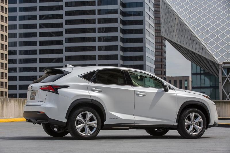 Der Lexus NX 300h ist ein Vollhybrid.