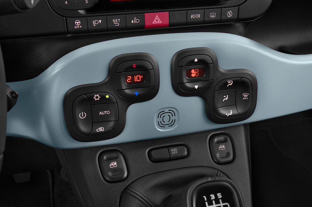 FIAT Panda (Baujahr 2020) Cross 5 Türen Temperatur und Klimaanlage