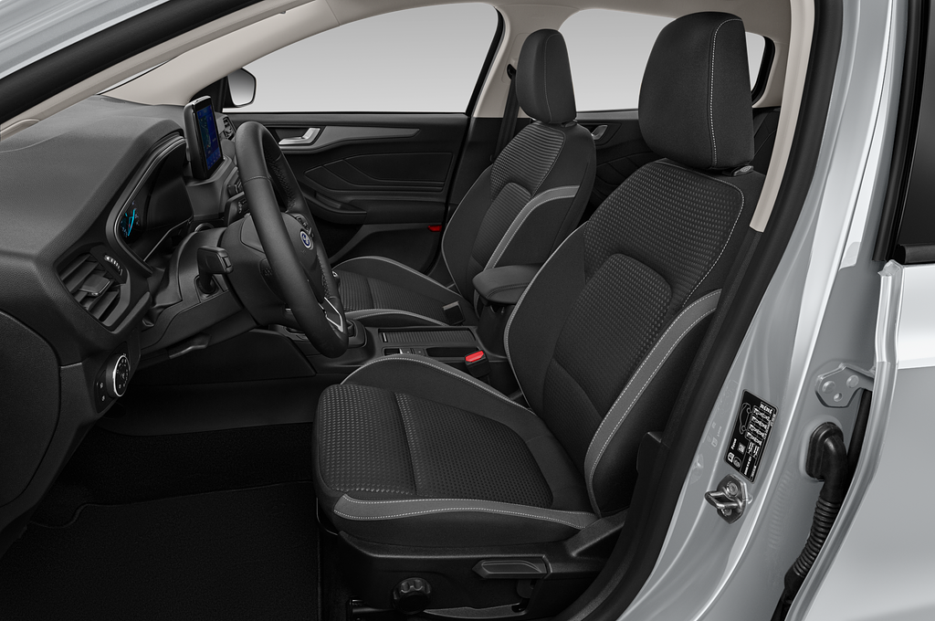 Ford Focus Turnier (Baujahr 2022) Cool & Connect 5 Türen Vordersitze