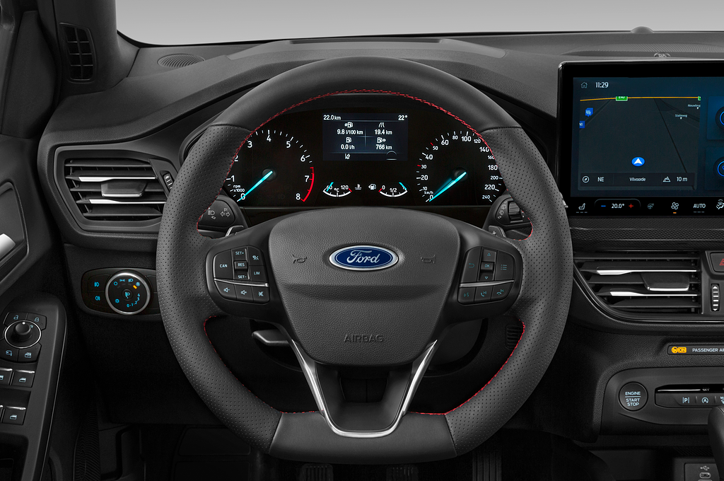 Ford Focus Turnier (Baujahr 2023) ST-Line 5 Türen Lenkrad