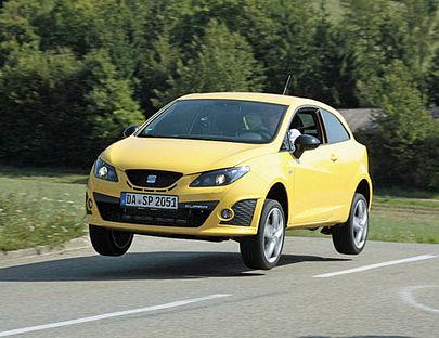 Guten Flug! Der Seat Ibiza Cupra ist flott unterwegs.