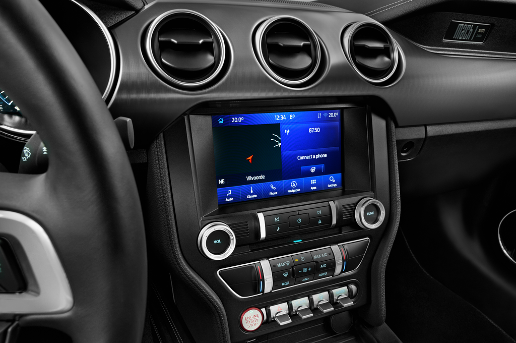 Ford Mustang (Baujahr 2021) Mach 1 2 Türen Mittelkonsole