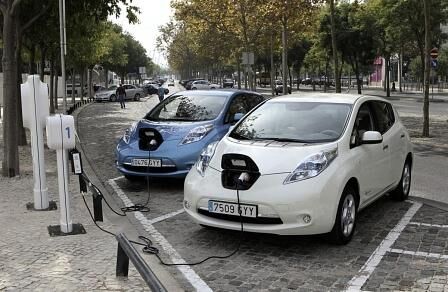 Elektroautos: Ladestation in Lissabon