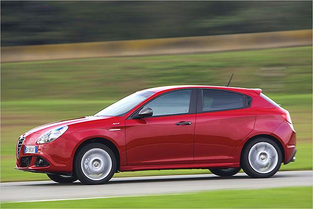 Äußerlich ist die Giulietta Sprint erst auf den zweiten Blick erkennbar