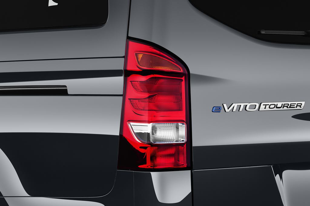 Mercedes eVito Tourer (Baujahr 2021) - 5 Türen Rücklicht