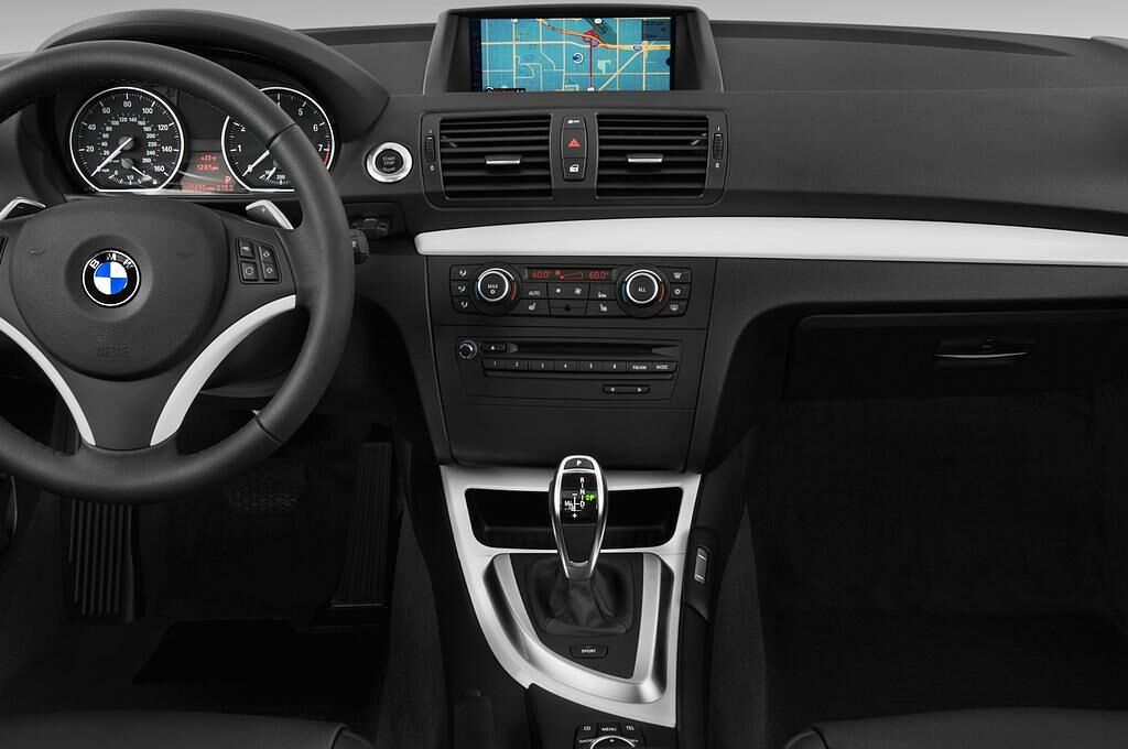 BMW 1 Series (Baujahr 2012) - 2 Türen Mittelkonsole
